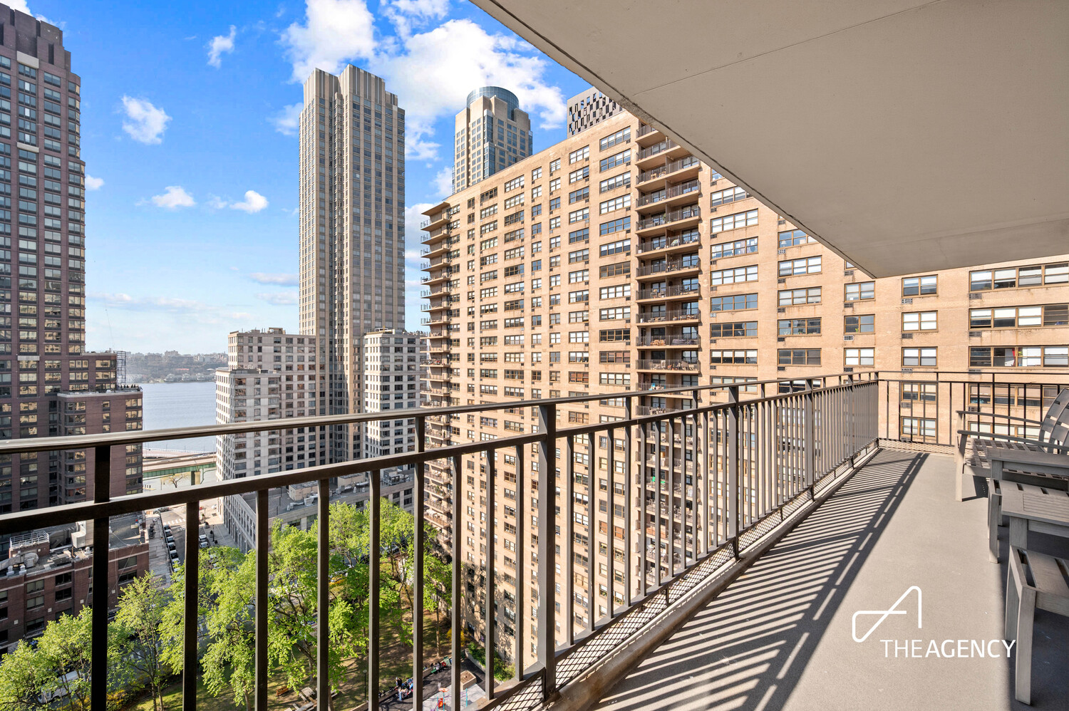 185 W END Avenue 19C