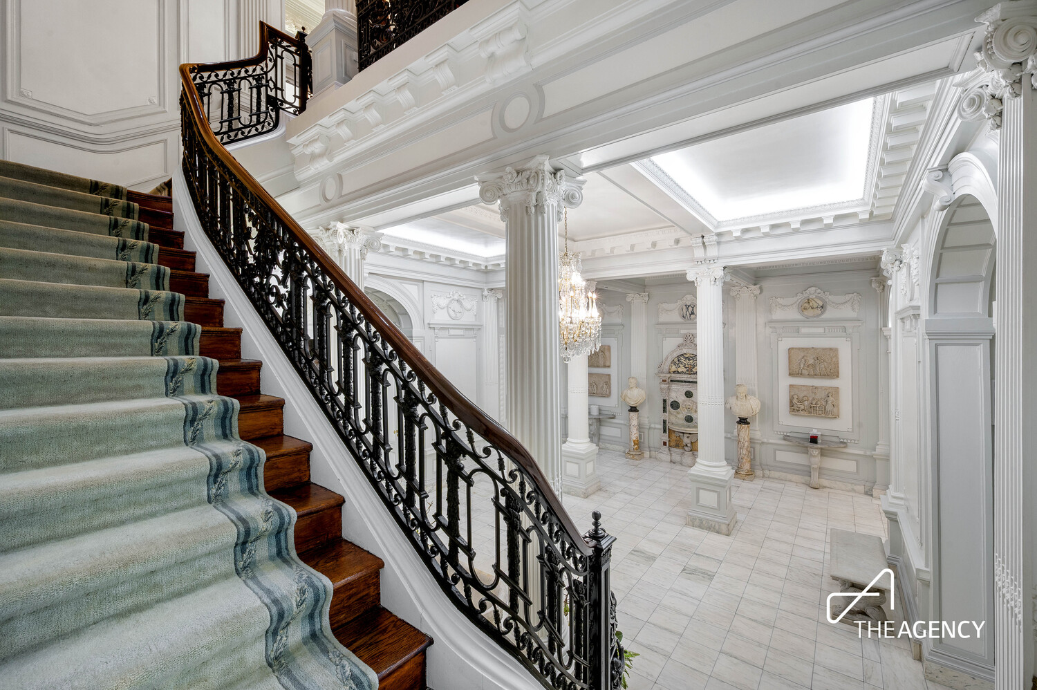 123 E 35TH Street