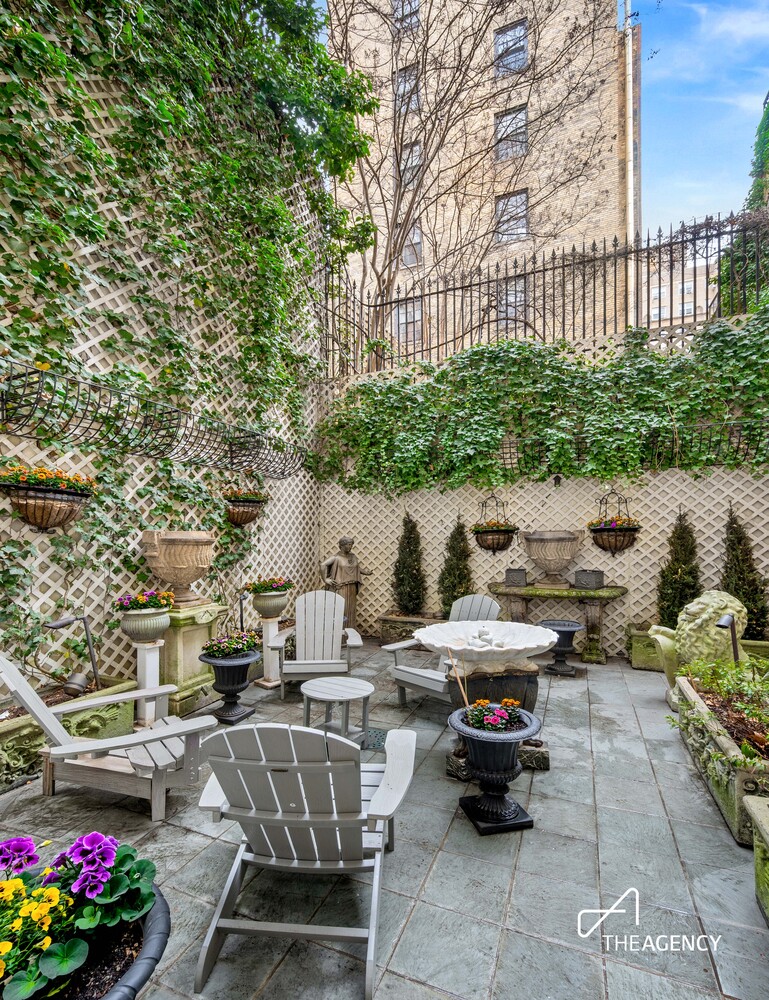 123 E 35TH Street