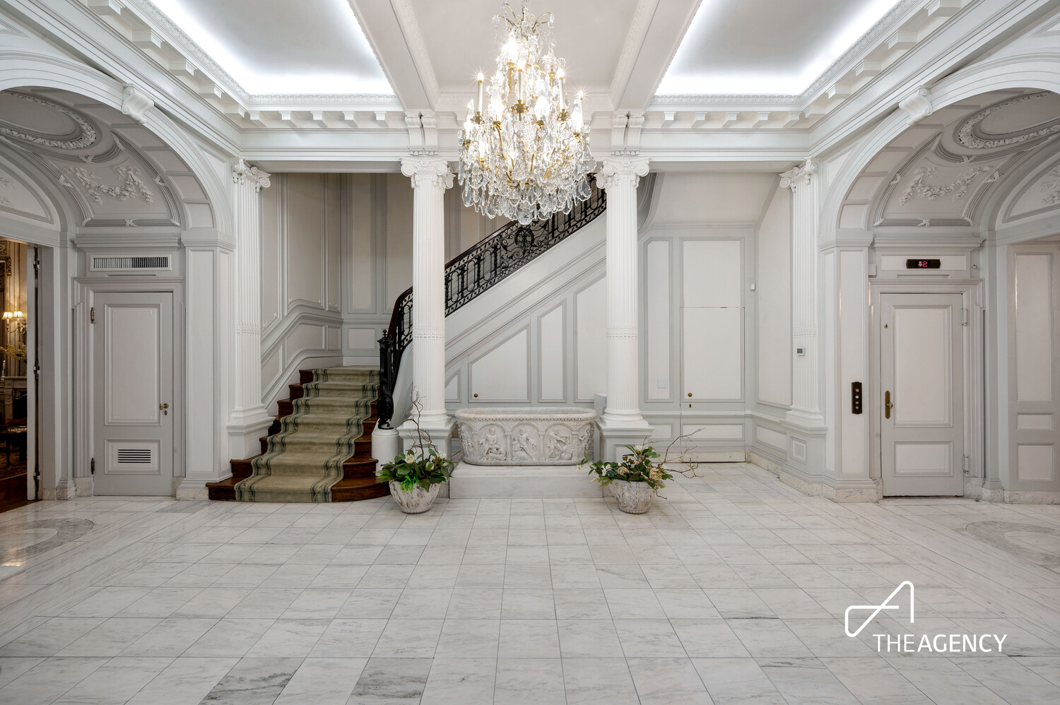 123 E 35TH Street