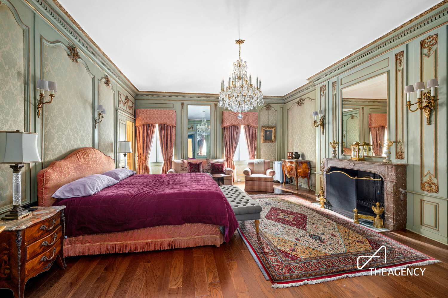 123 E 35TH Street