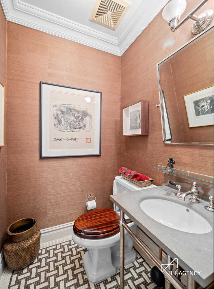 131 W 95TH Street