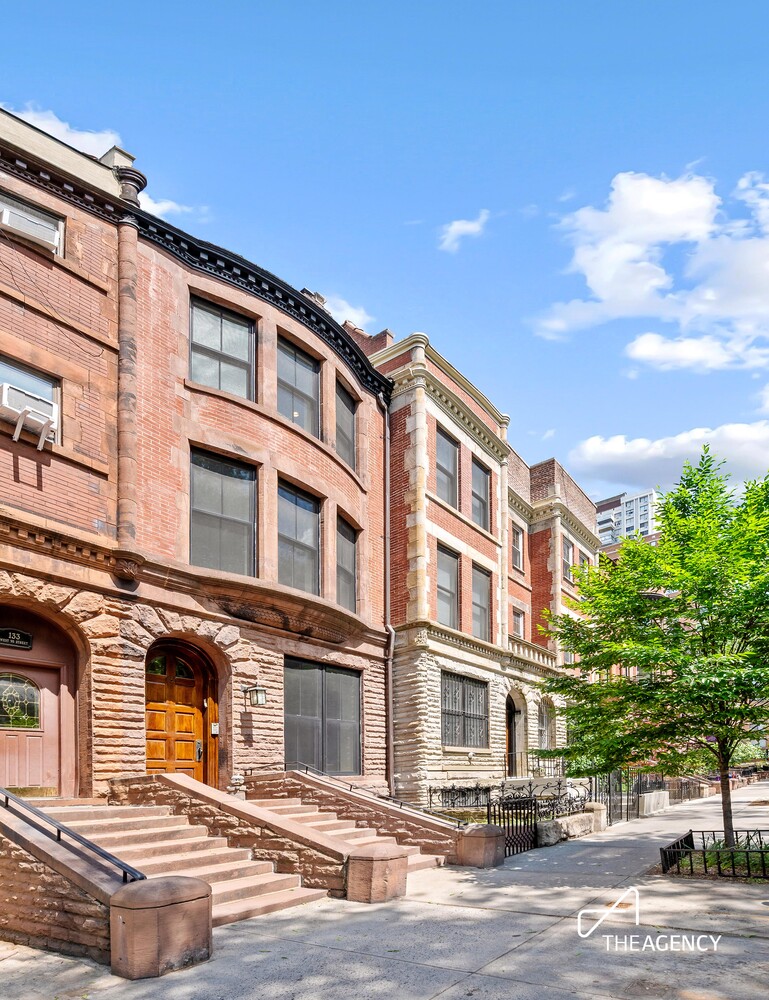131 W 95TH Street