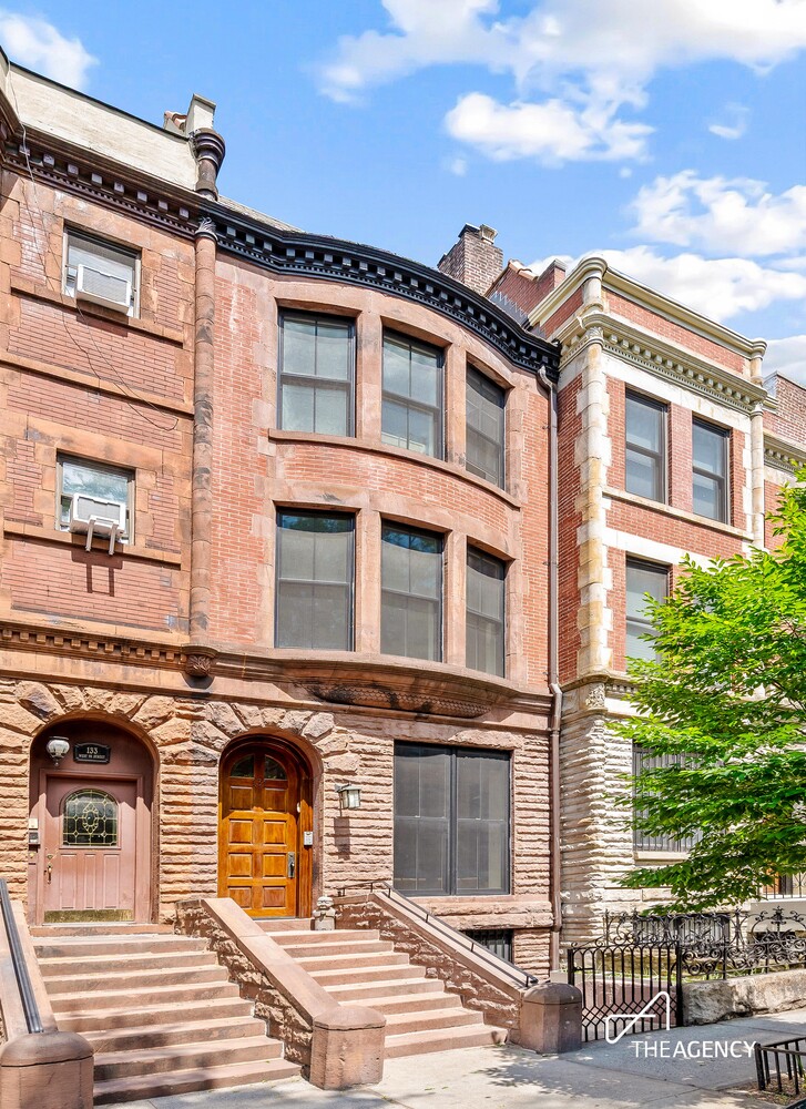 131 W 95TH Street