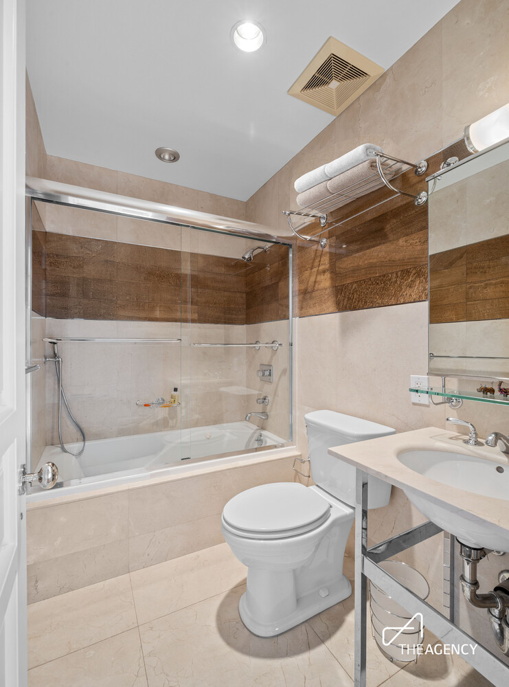 131 W 95TH Street