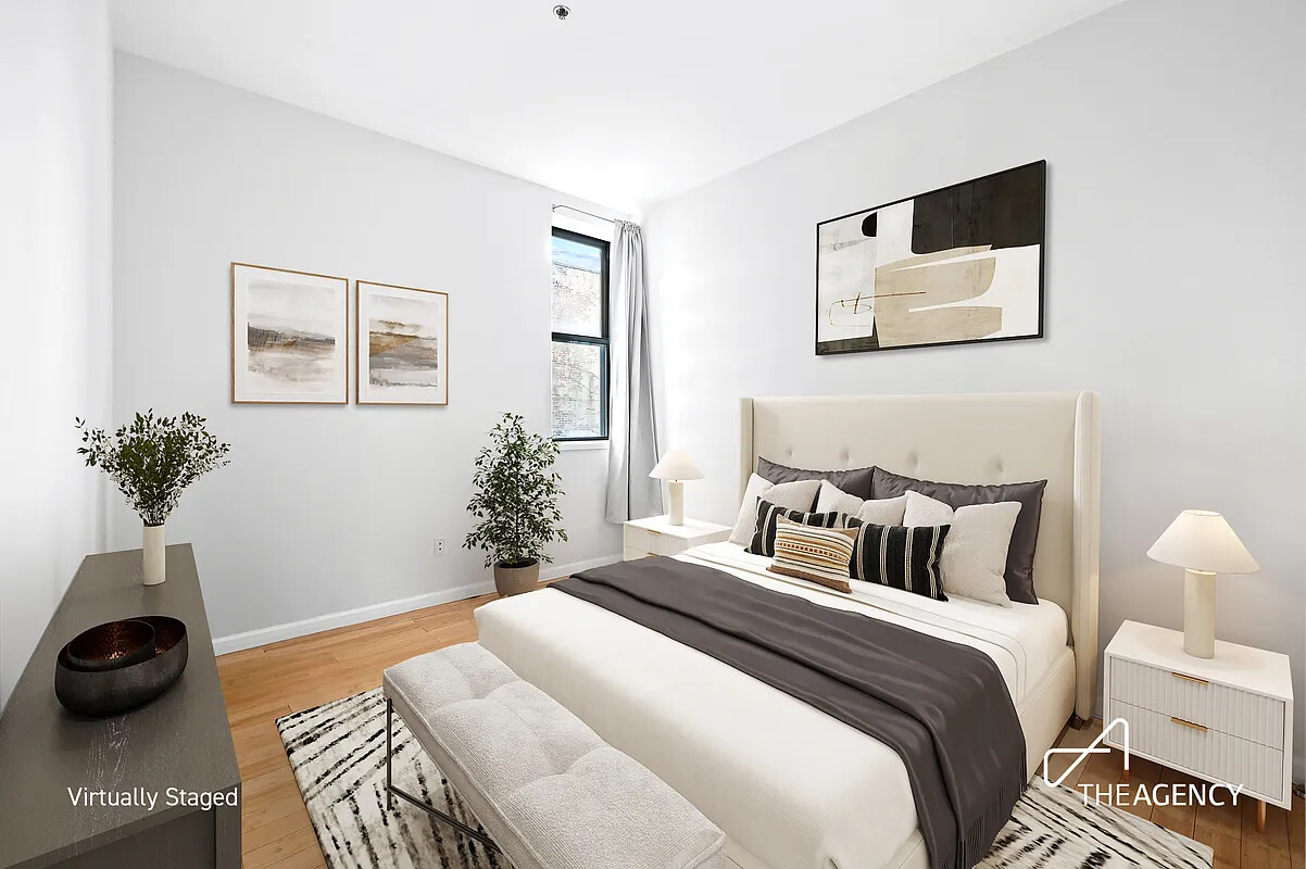 118 GREENPOINT Avenue 2D