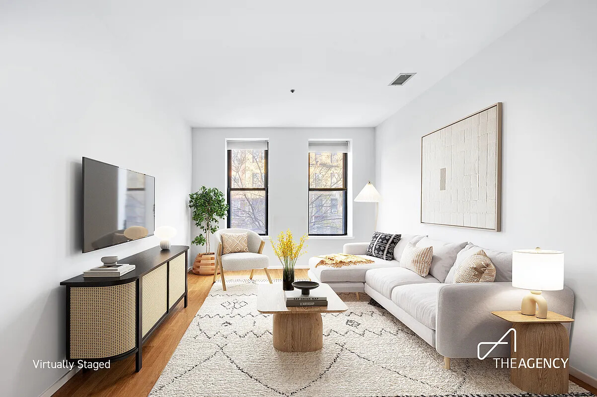118 GREENPOINT Avenue 2D