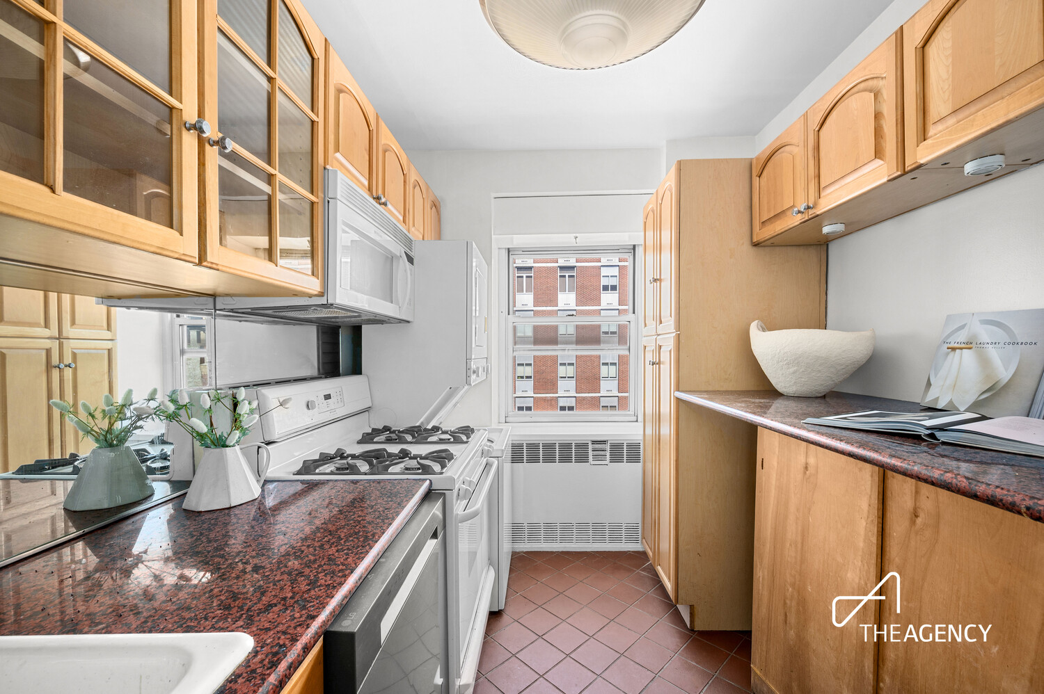 150 E 77TH Street 12B