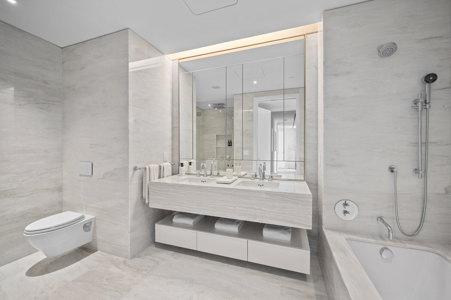 200 E 59TH Street 27D