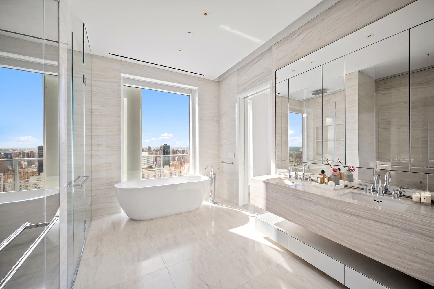 200 E 59TH Street PH34