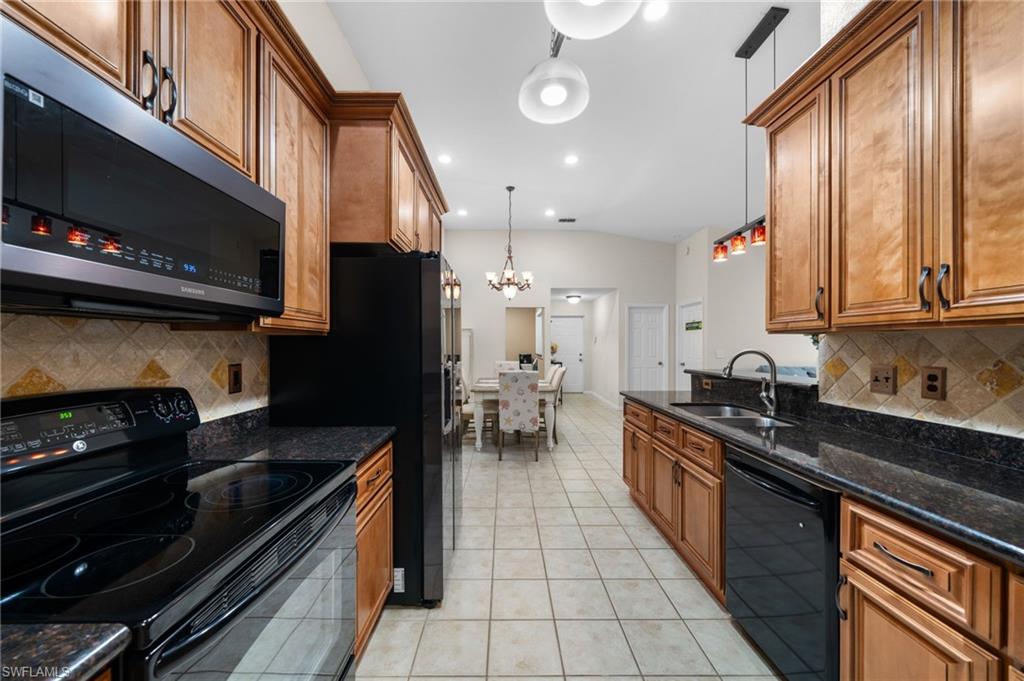 27083 Matheson AVE # 202
