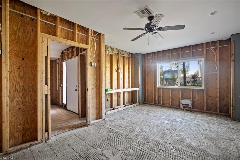 7214 Coca Sabal LN