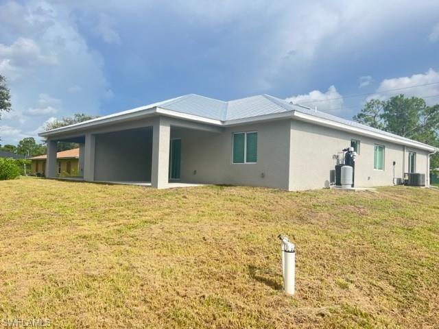 4414 Douglas LN