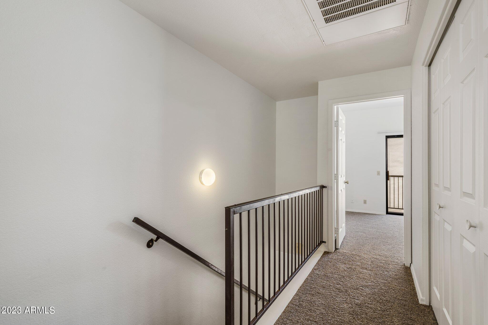 1017 E MARYLAND Avenue Unit: 119