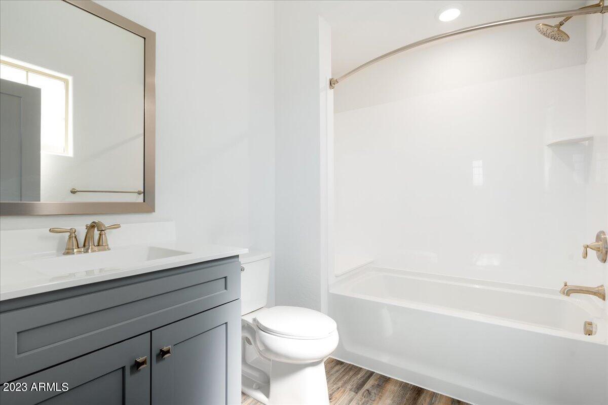 1500 E WAHALLA Lane Unit: W5