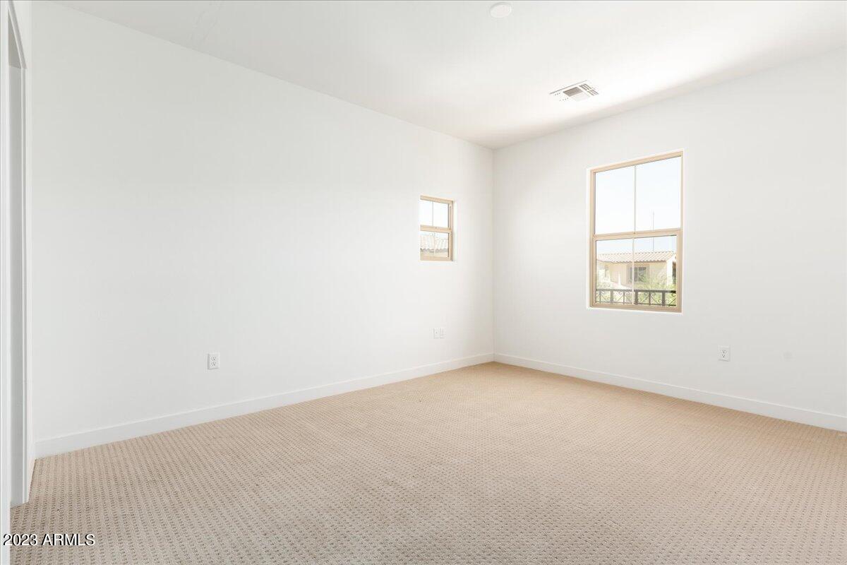 1500 E WAHALLA Lane Unit: W5
