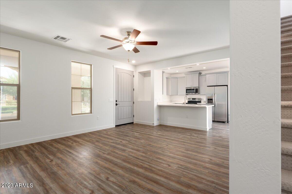1500 E WAHALLA Lane Unit: W5