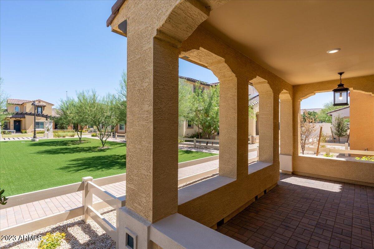 1500 E WAHALLA Lane Unit: W5