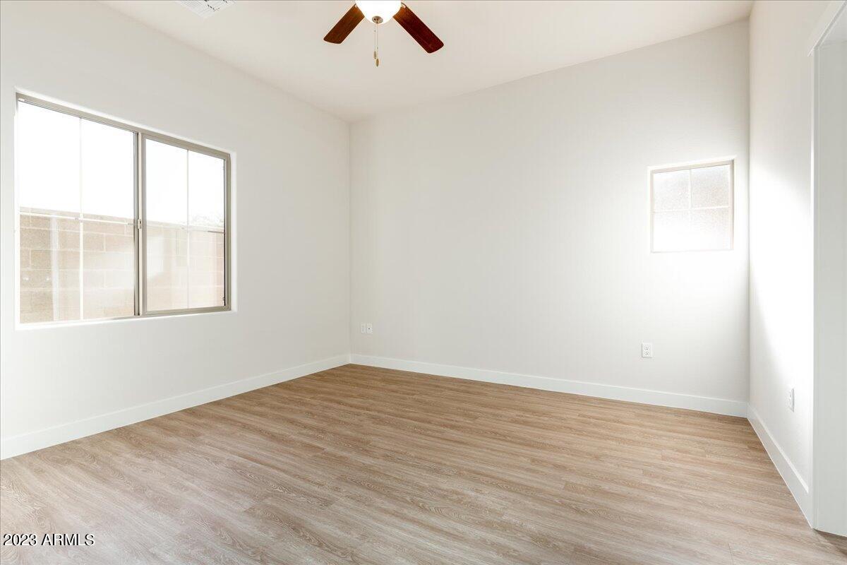 1500 E WAHALLA Lane Unit: W4