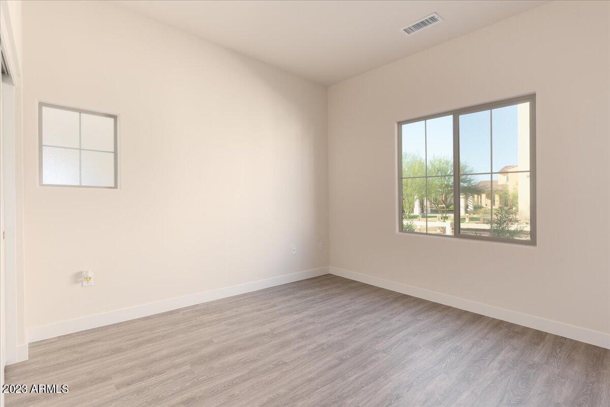1500 E WAHALLA Lane Unit: W4