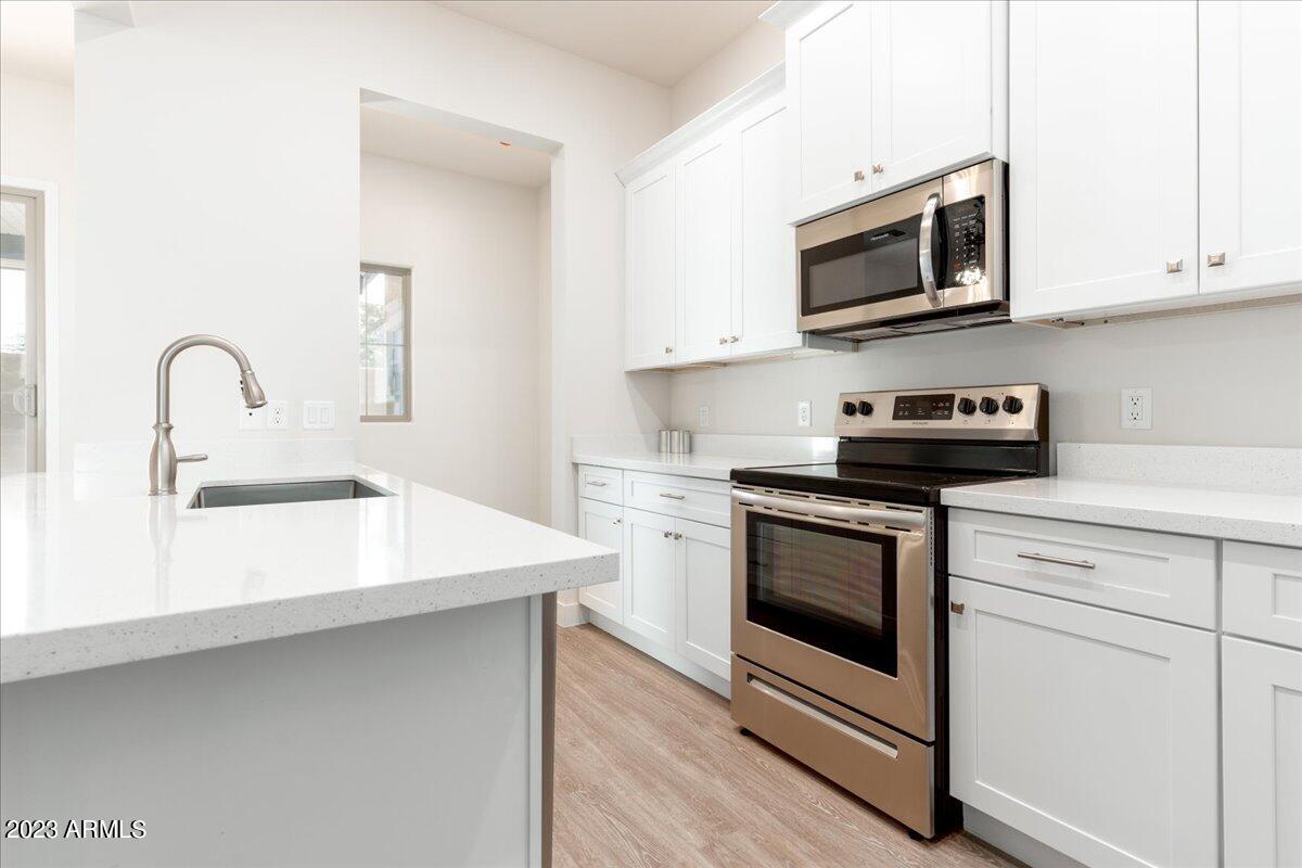 1500 E WAHALLA Lane Unit: W4