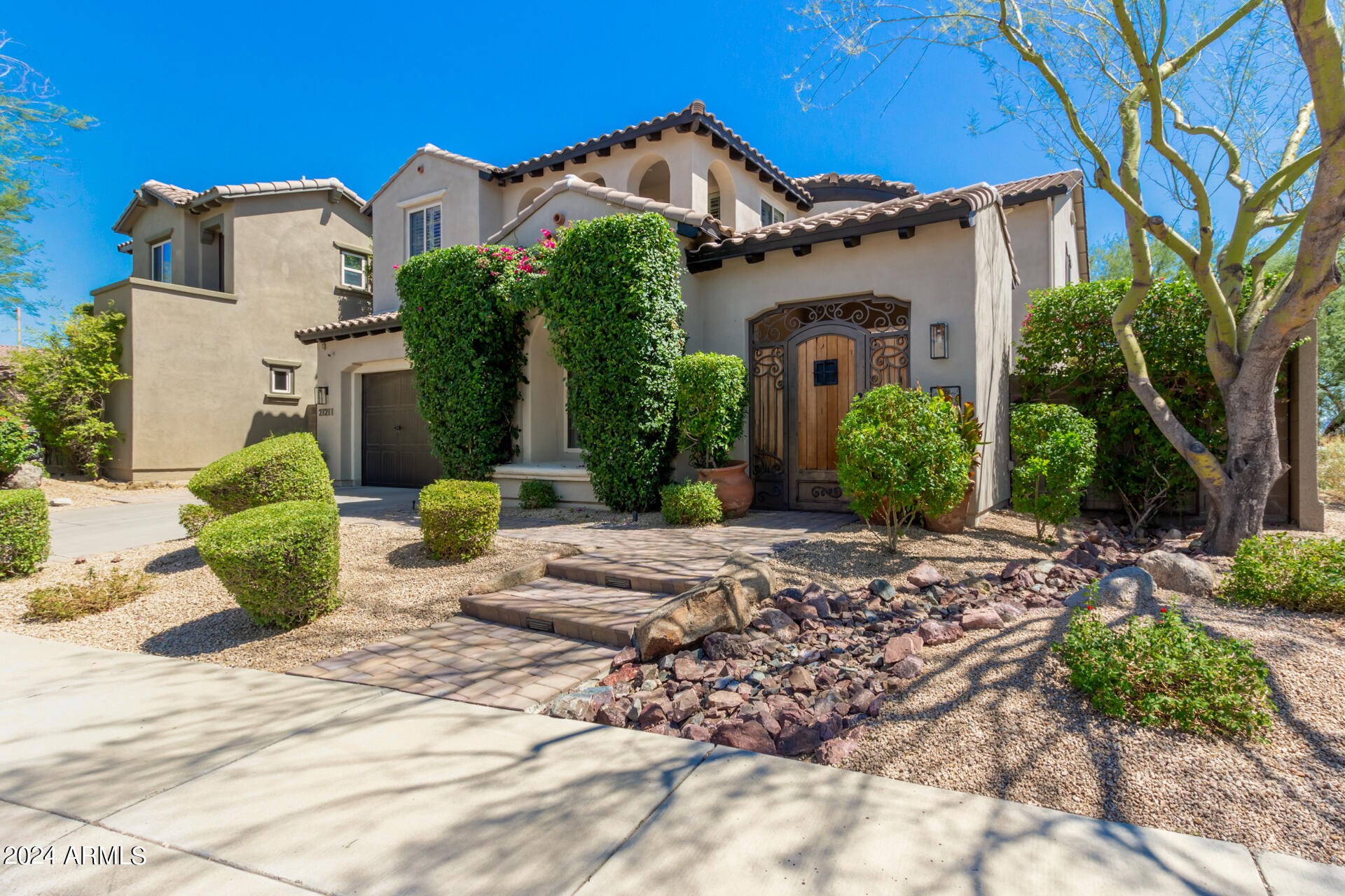 21211 N 38TH Place