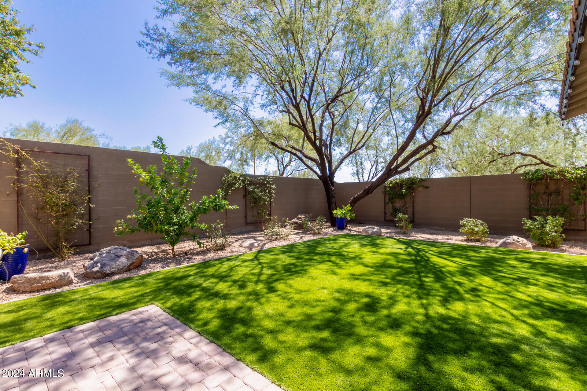 21211 N 38TH Place