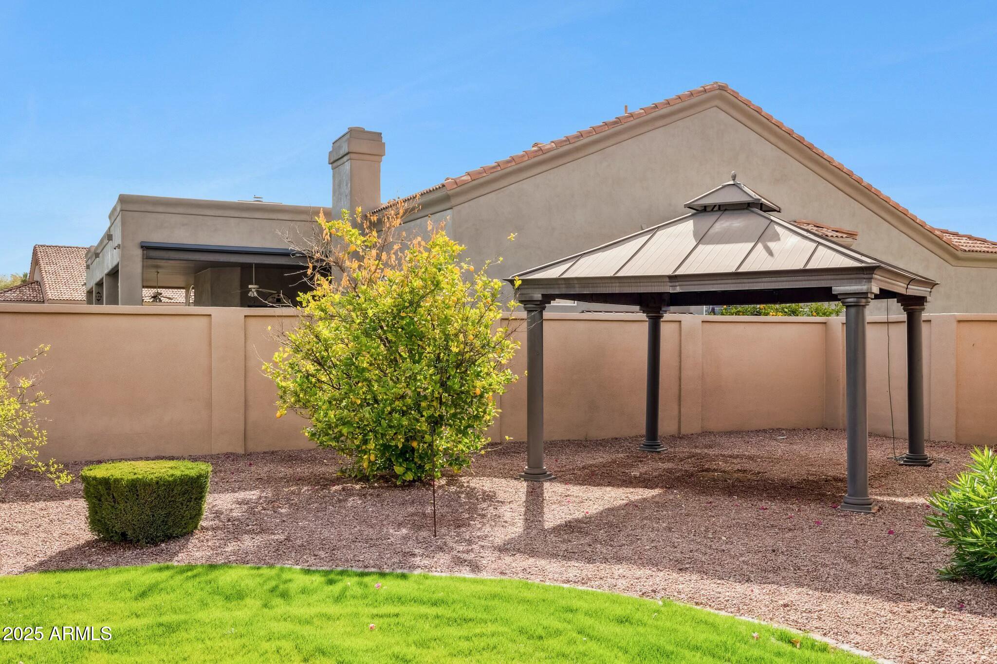 11216 E APPALOOSA Place