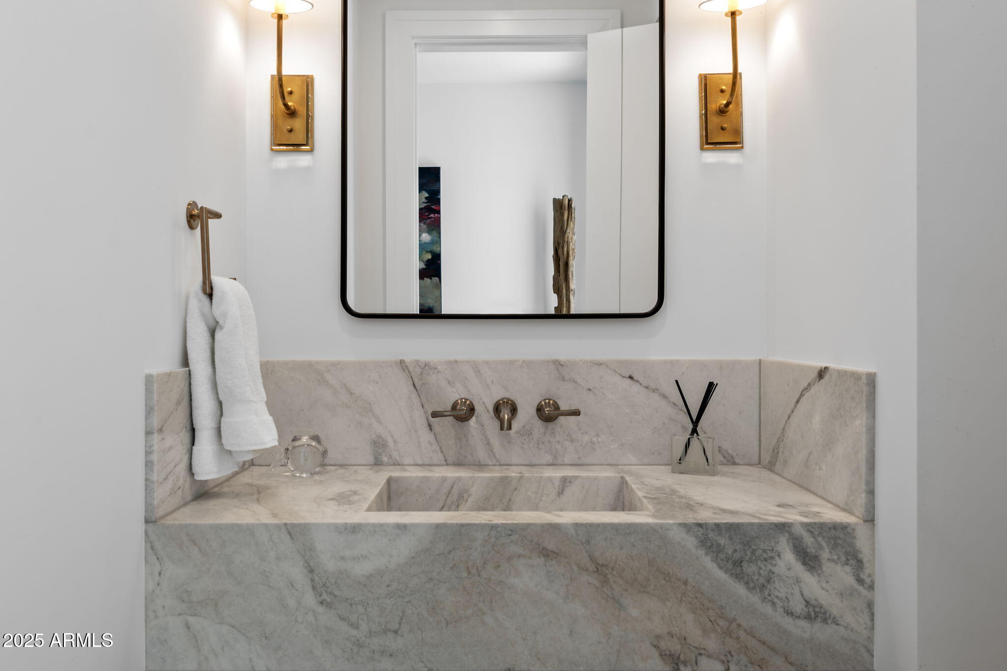 4715 E CALLE DEL MEDIO