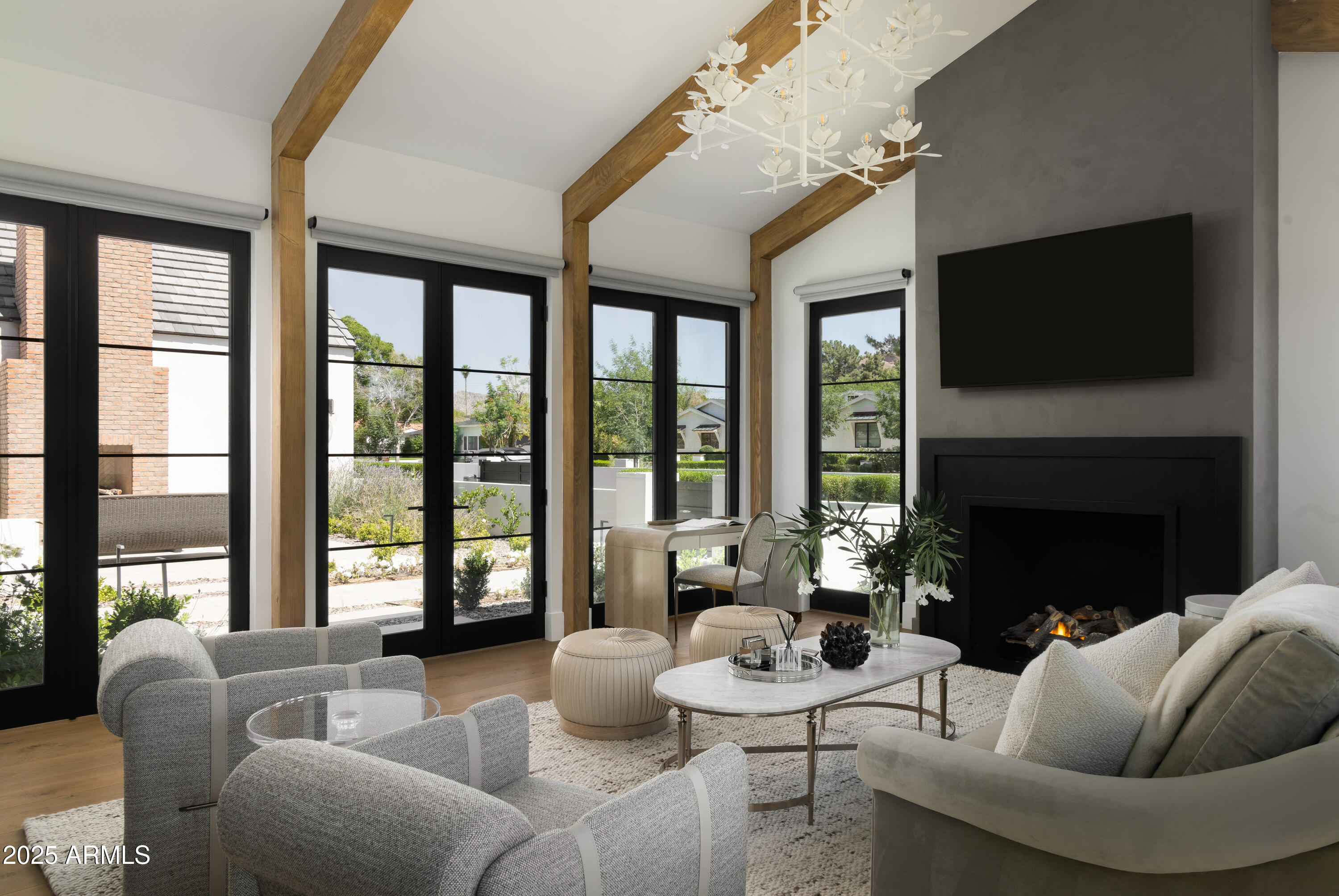 4715 E CALLE DEL MEDIO