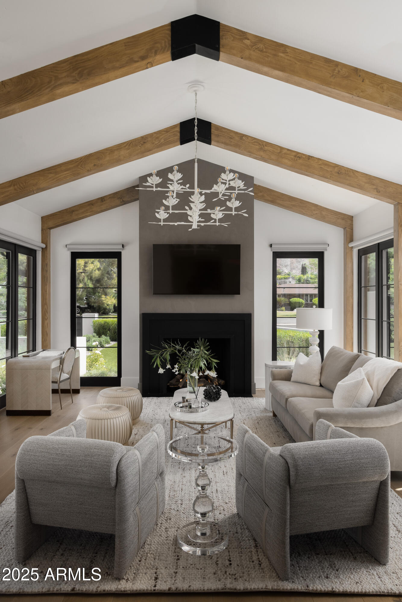 4715 E CALLE DEL MEDIO