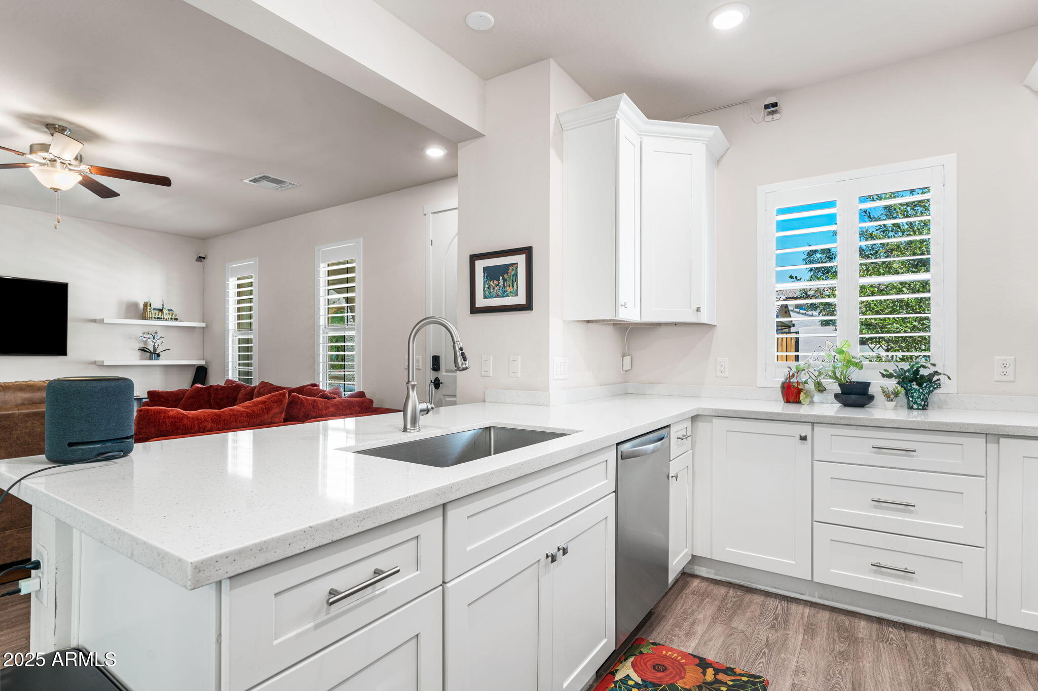 1500 E WAHALLA Lane, W3