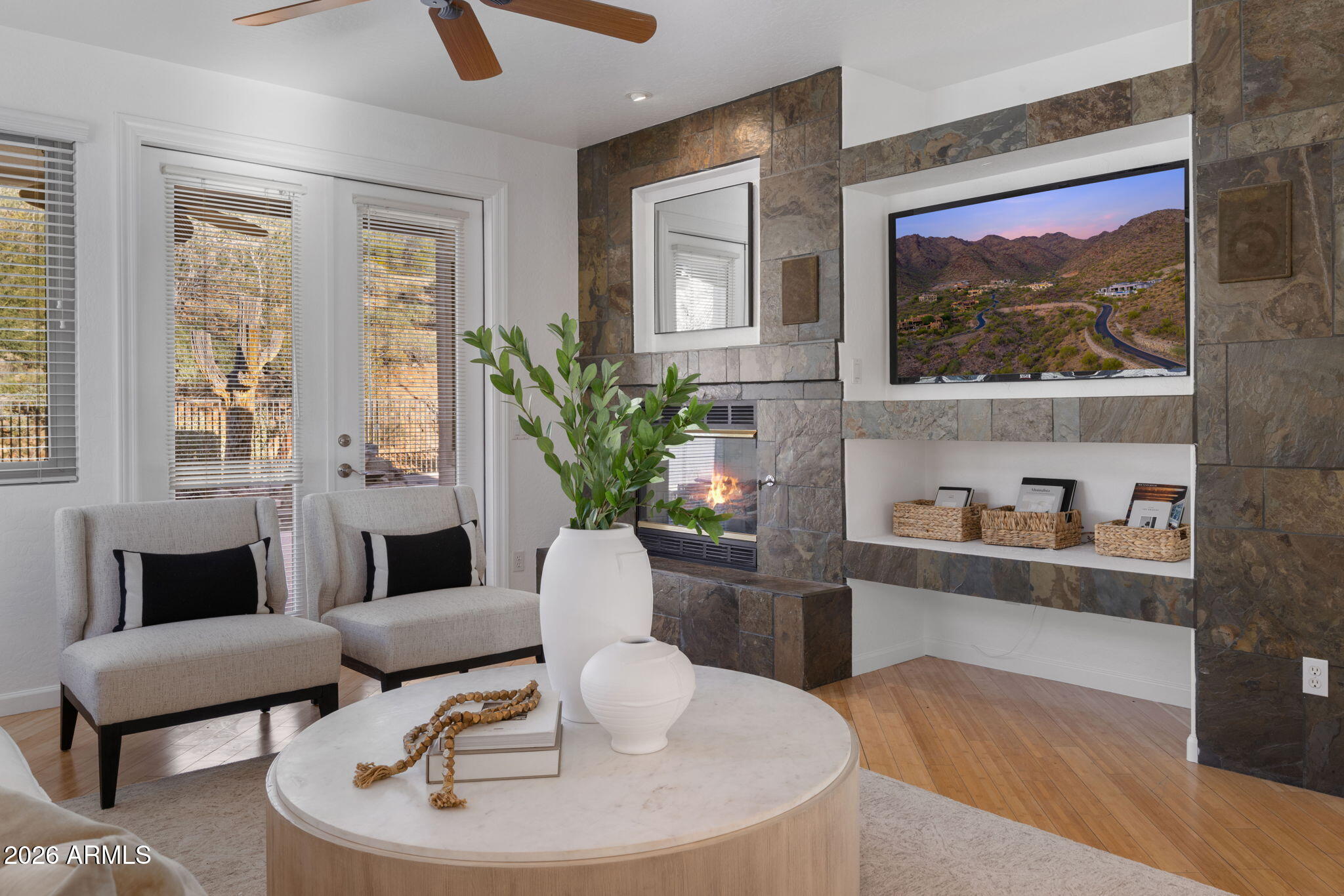 9839 N DESERT ROSE Drive