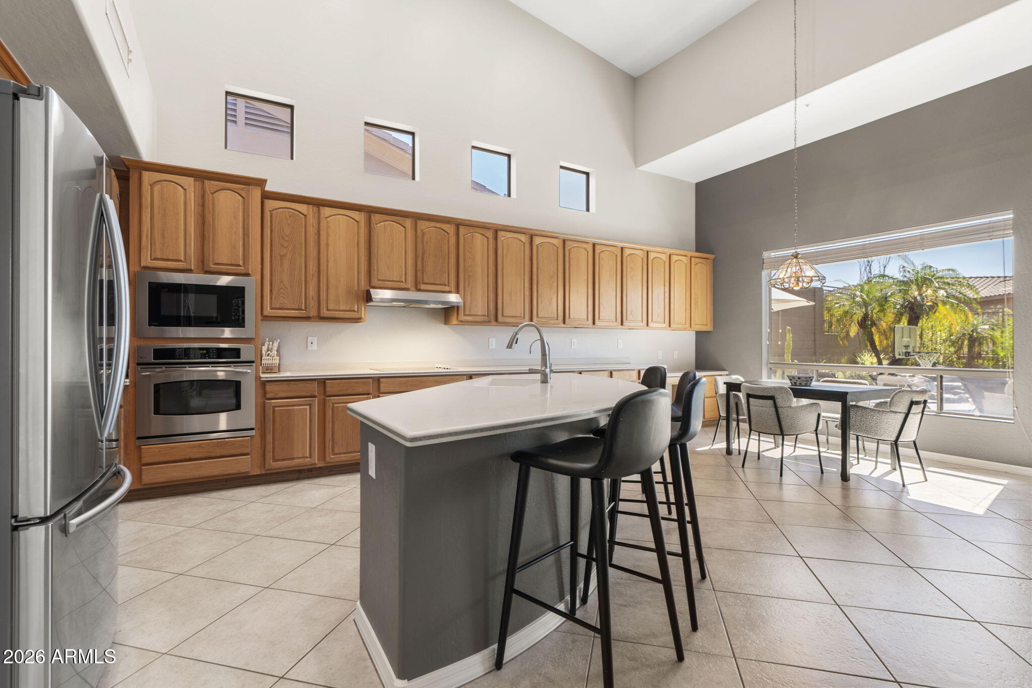 10785 E GELDING Drive