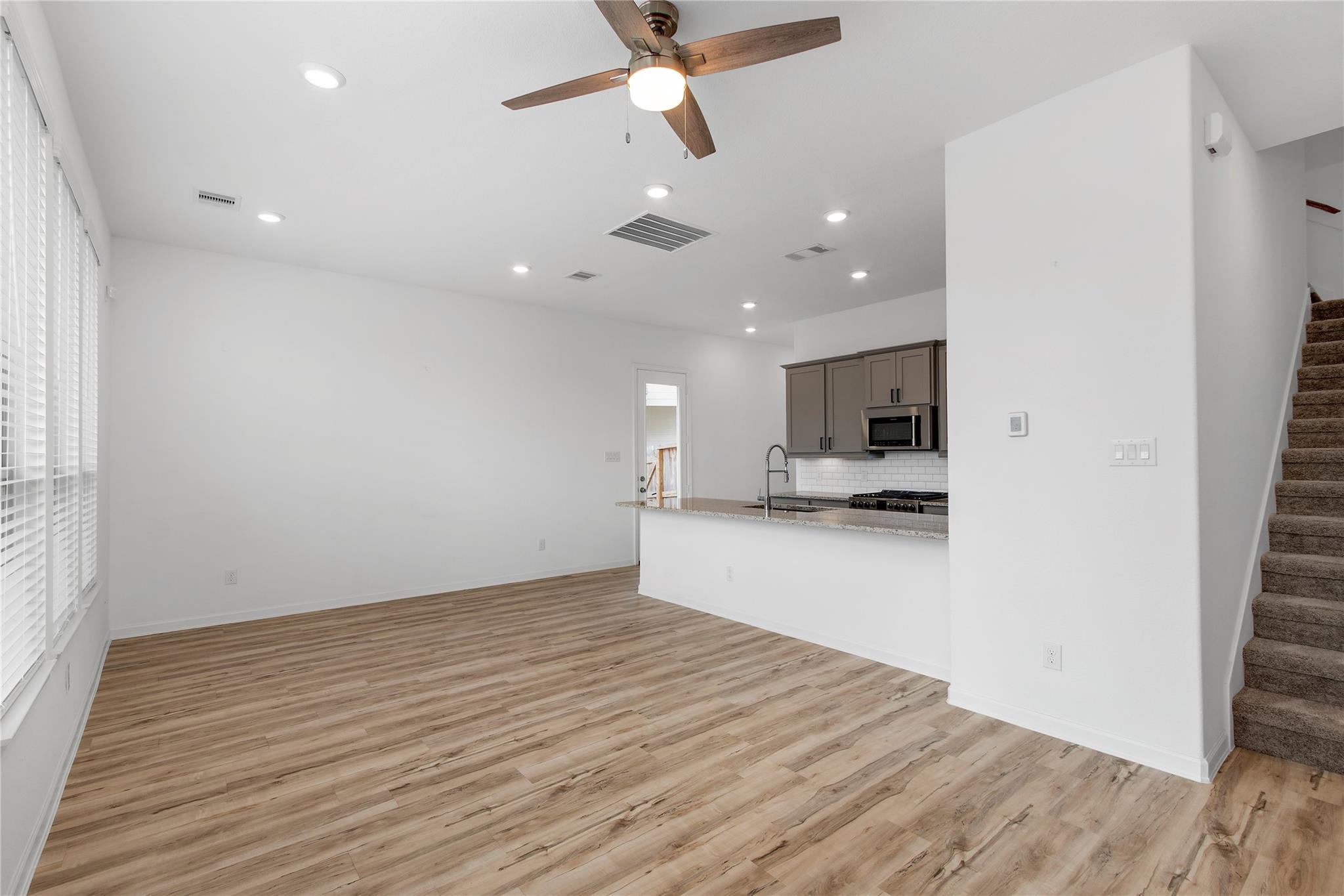 650 Aspen Falls Ct