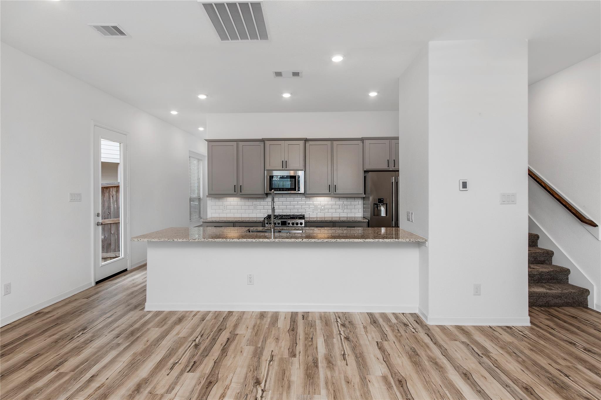 650 Aspen Falls Ct