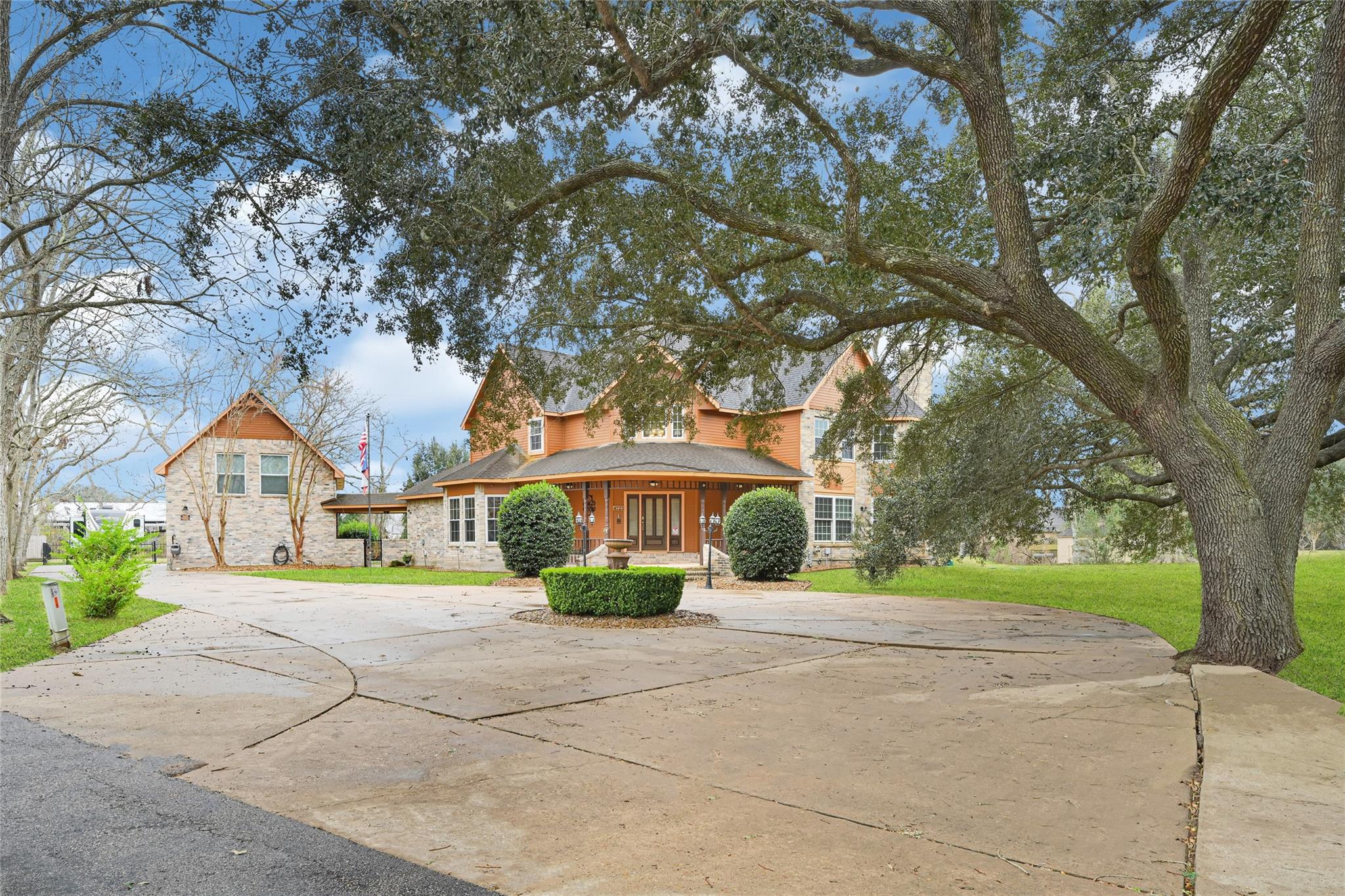 4723 Pecan Lake Ct Court