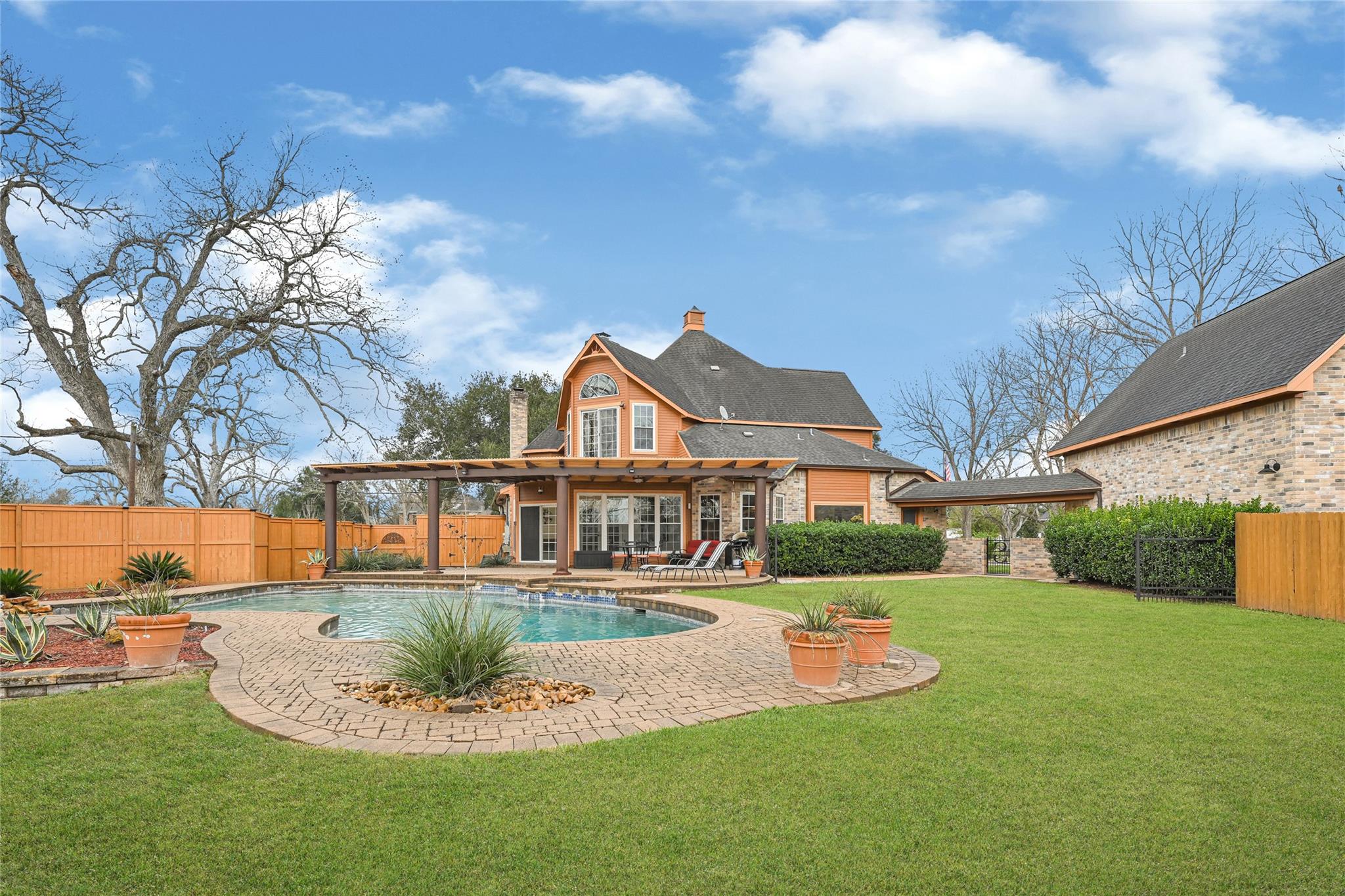 4723 Pecan Lake Ct Court