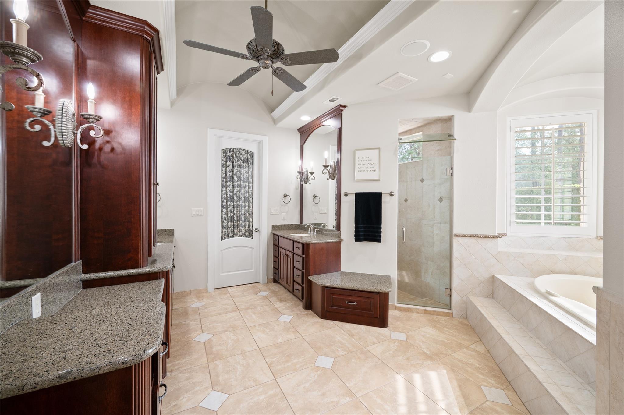 28207 E Benders Landing Boulevard