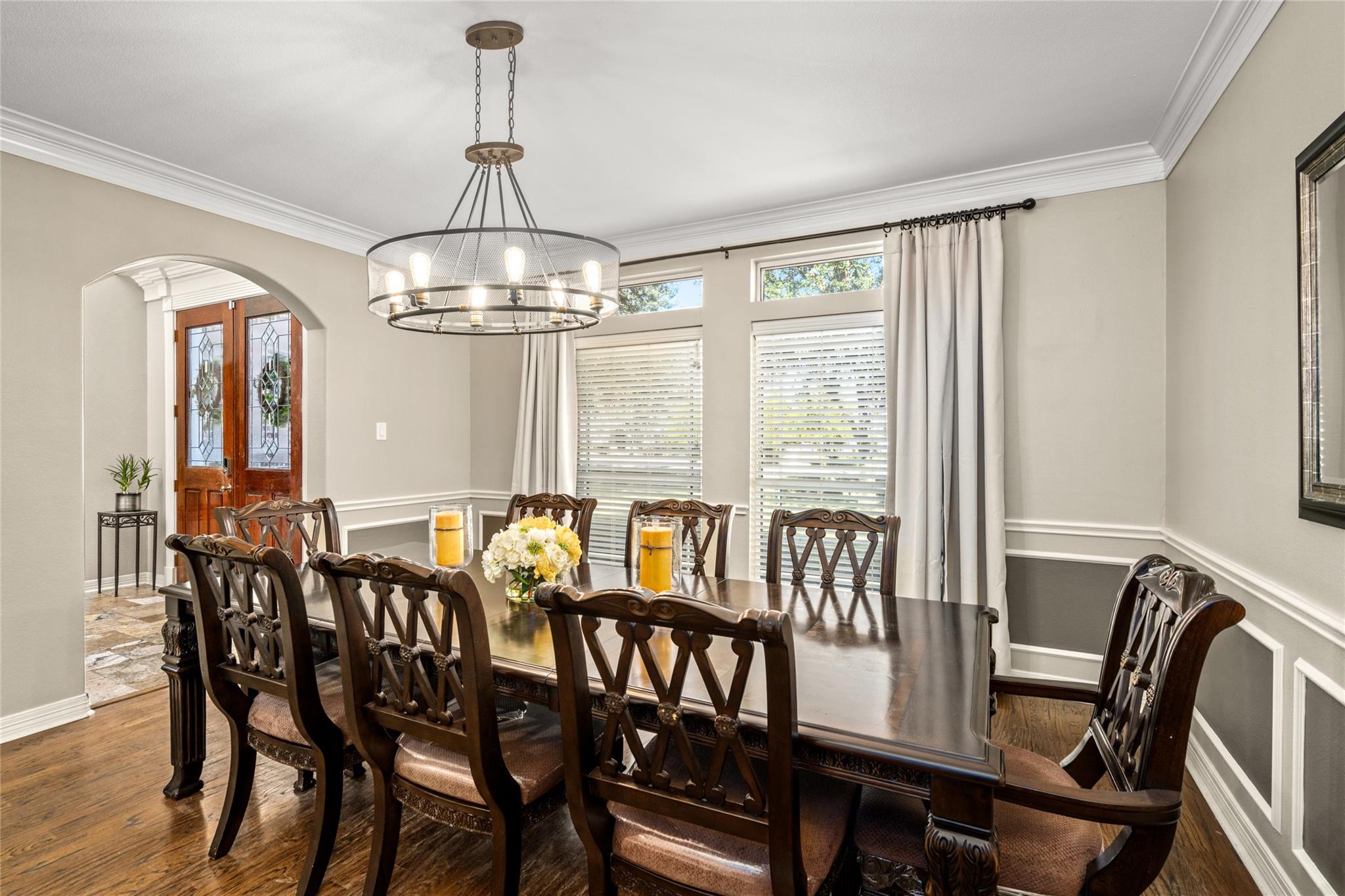 2111 N Shadow Grove Ln