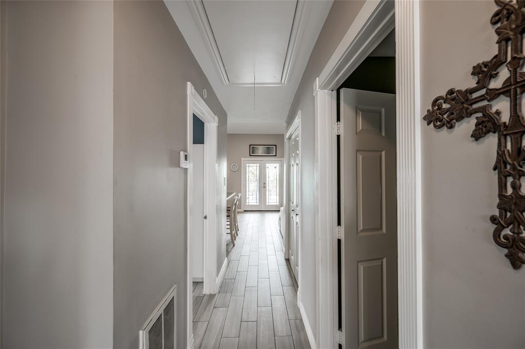 124 N Mae Cir