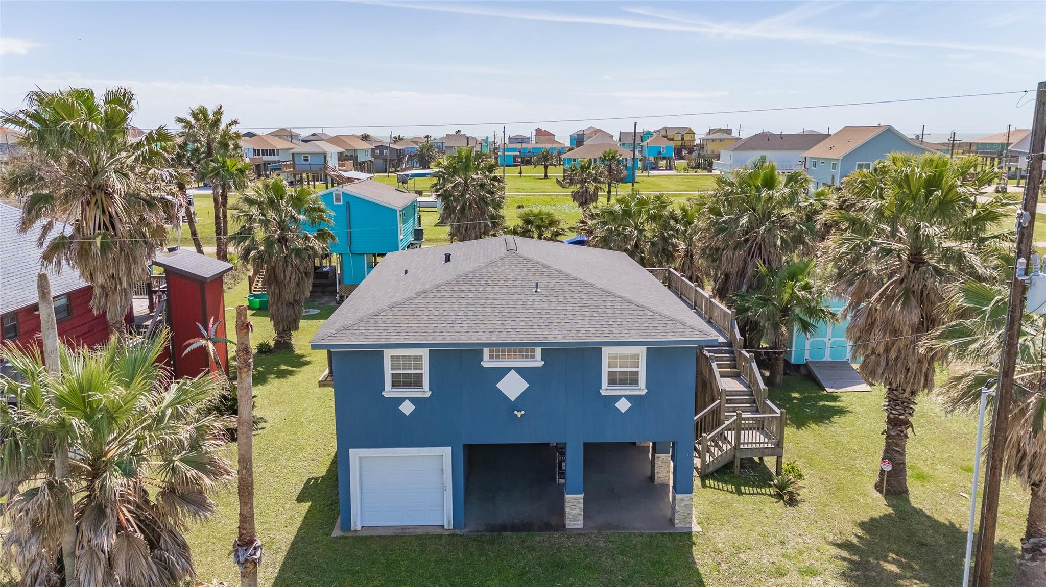 124 N Mae Cir