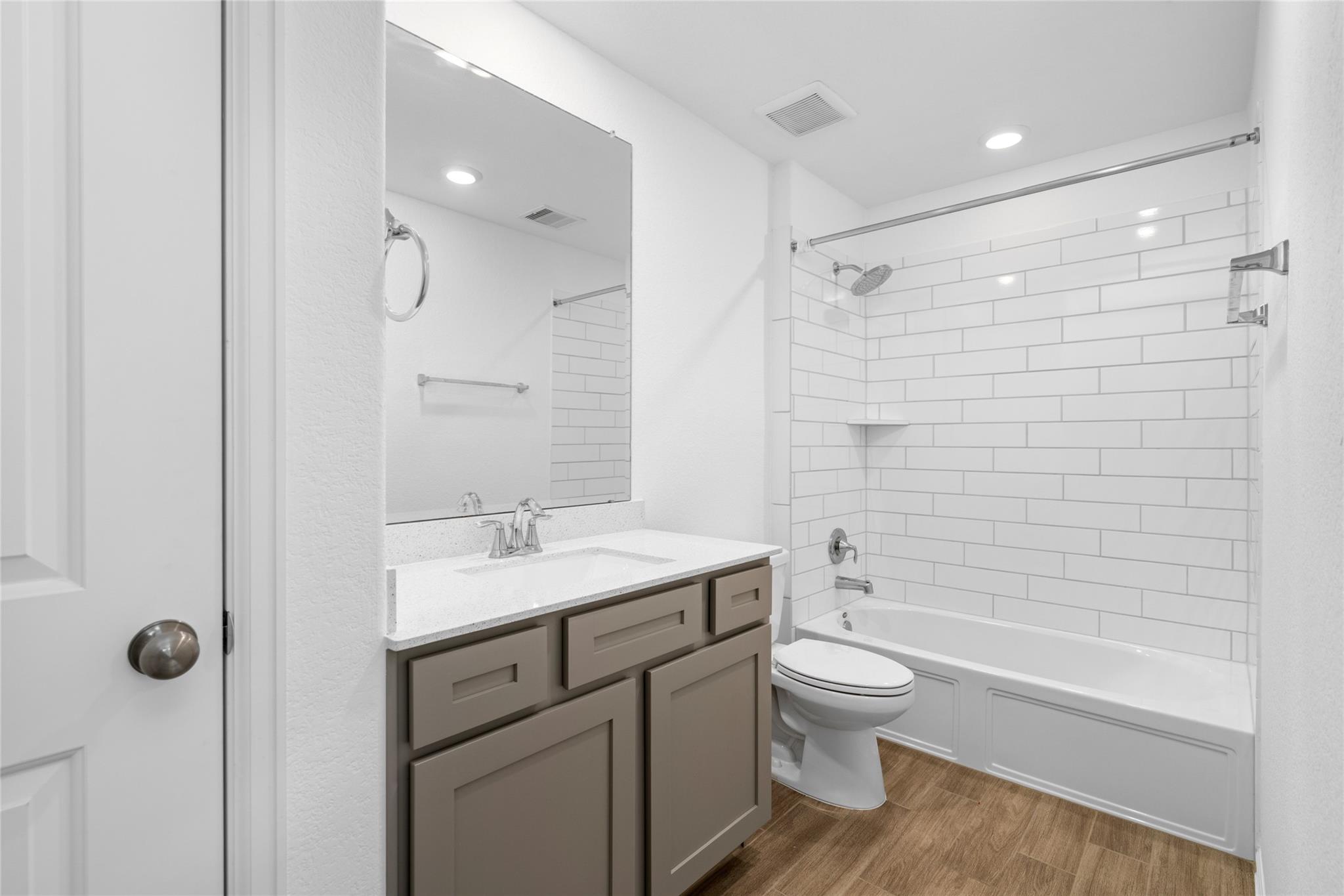 646 Aspen Falls Court