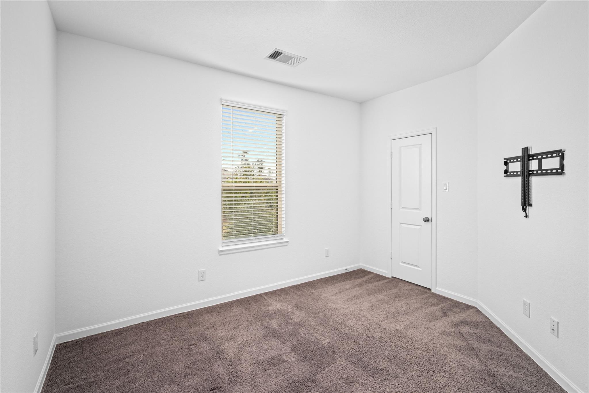 646 Aspen Falls Court