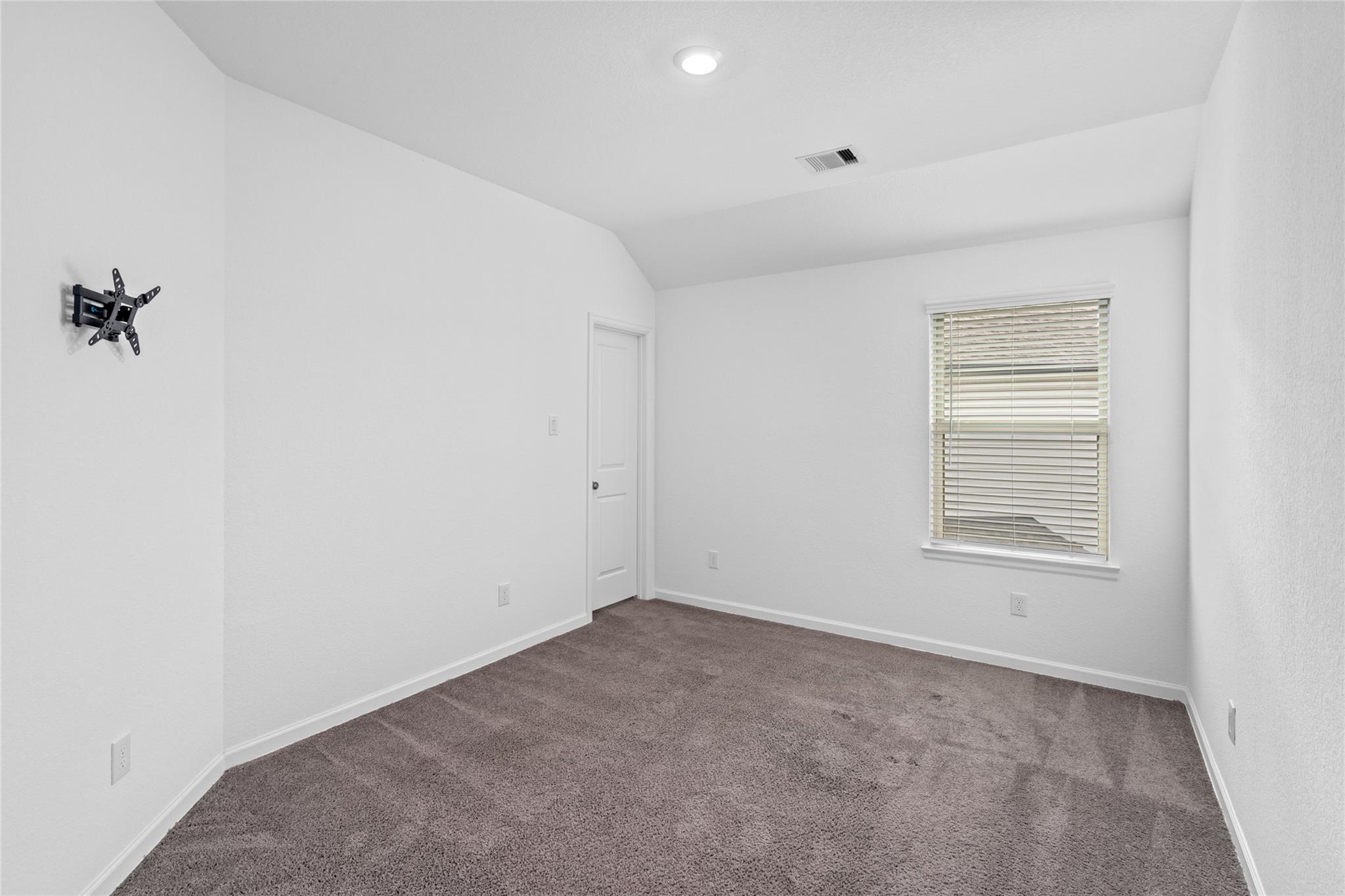 646 Aspen Falls Court