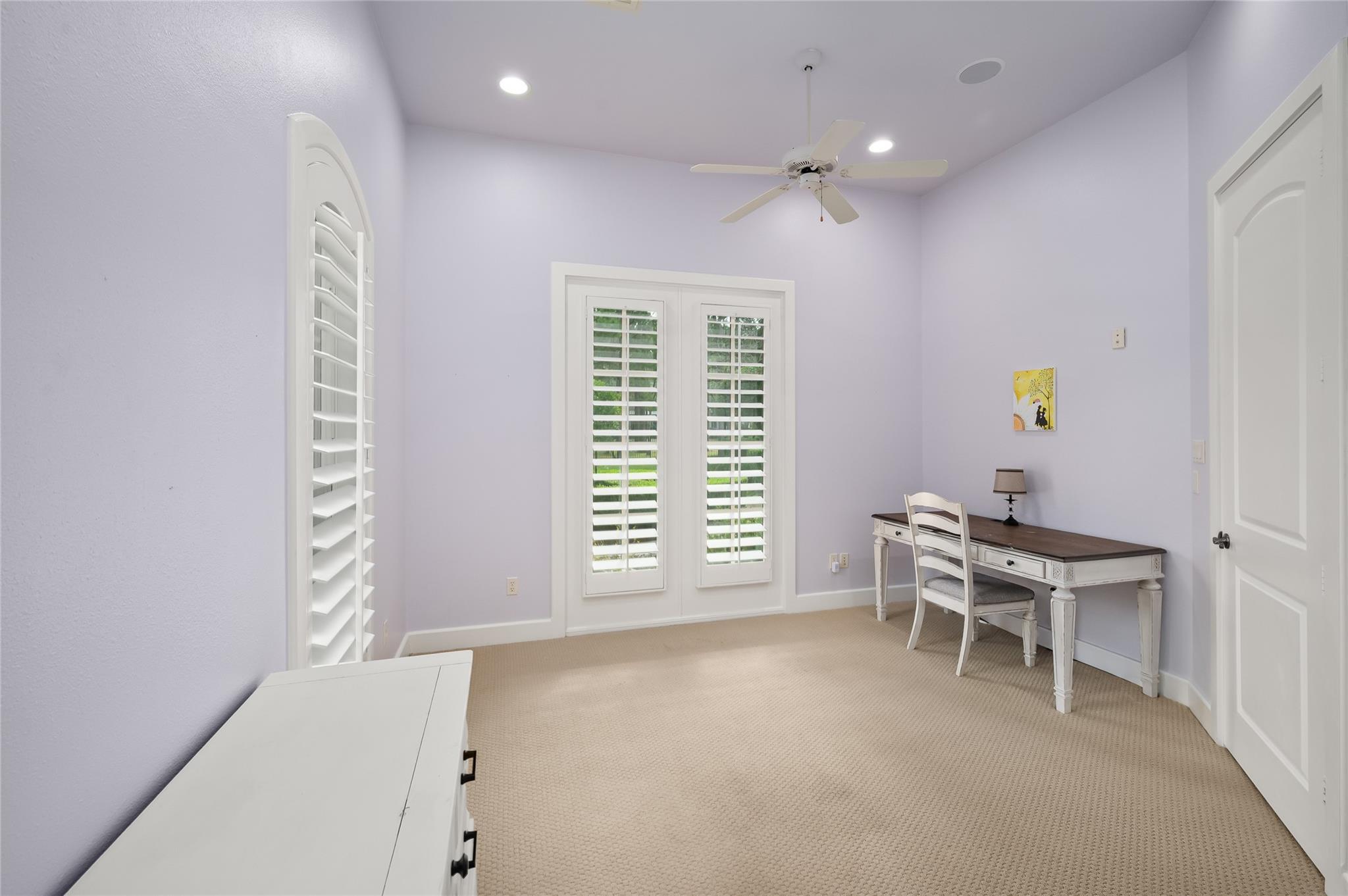 28207 E Benders Landing Boulevard