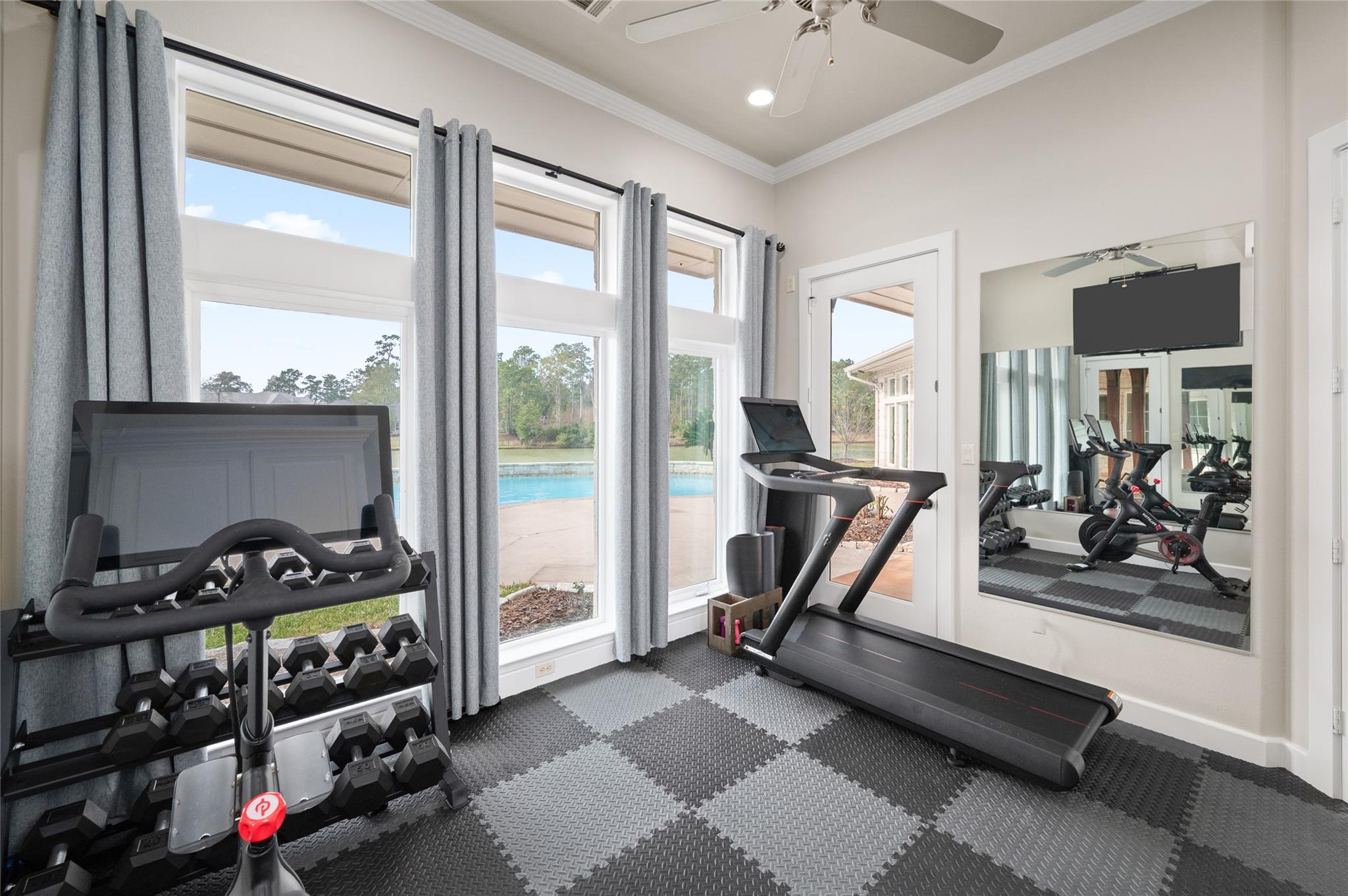 28207 E Benders Landing Boulevard