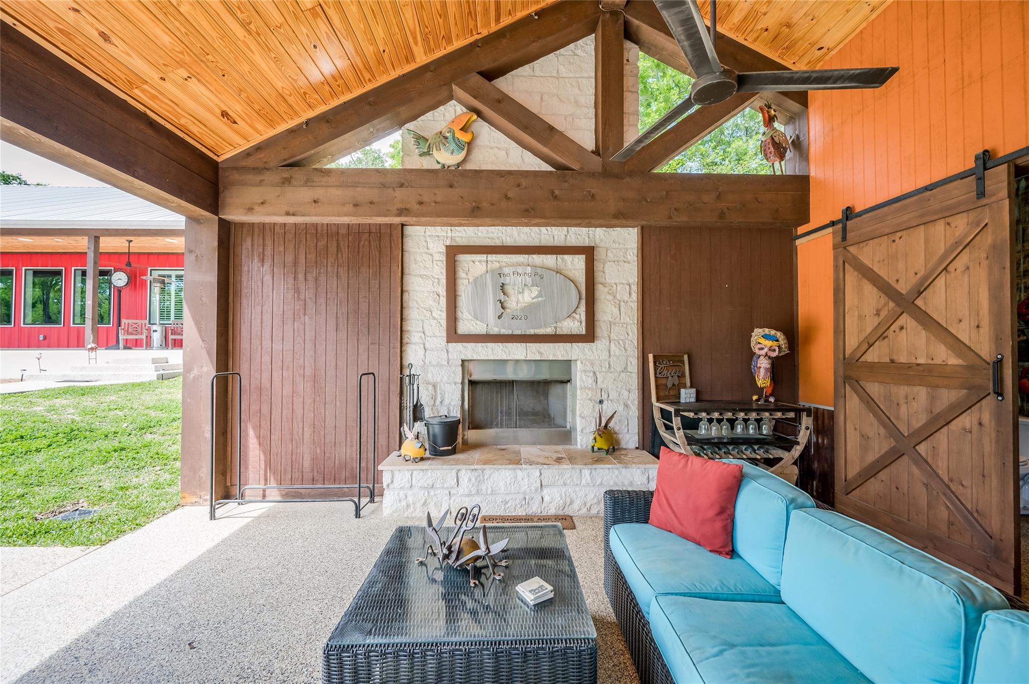 15062 & 15068 Lake Paula Dr