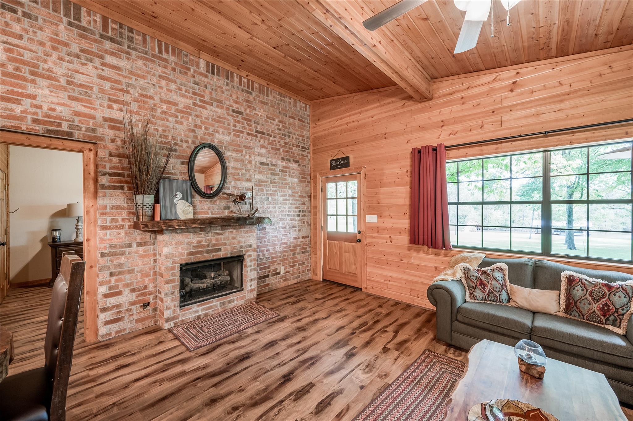 15062 & 15068 Lake Paula Dr