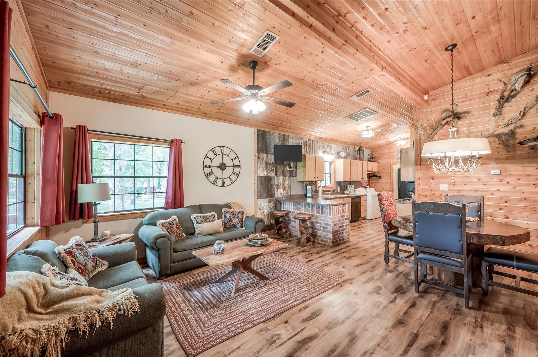 15062 & 15068 Lake Paula Dr